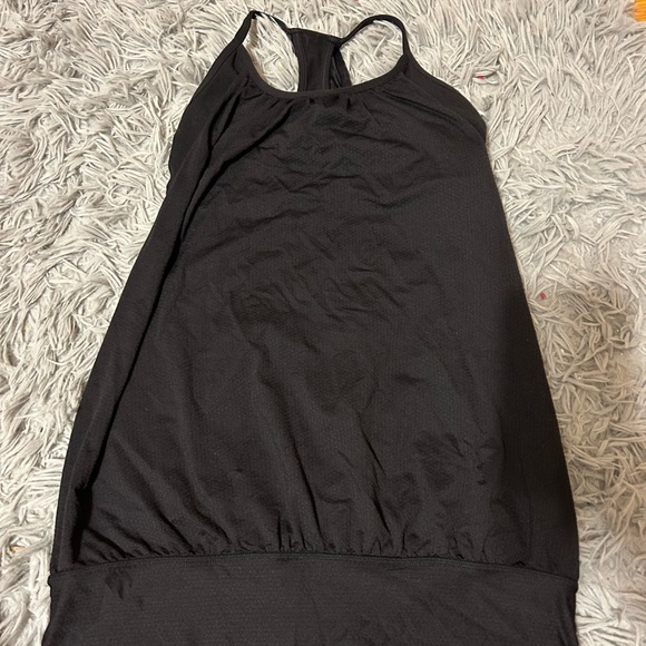 Lululemon Black tank top with built in bra - Picture 3 of 3
